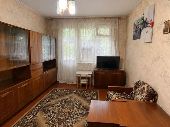 Продам 2 кімнатну квартиру на 3 поверсі Сумы