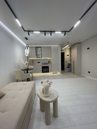 Продаж 2 кімнатної квартири на Смакули з ремонтом - фото 1