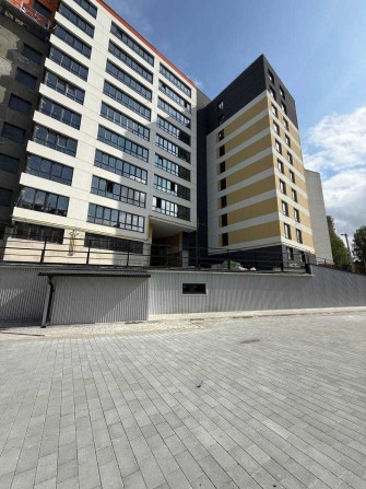 Продам квартиру на Дружбі. Новобудова. Чорновий ремонт - фото 1