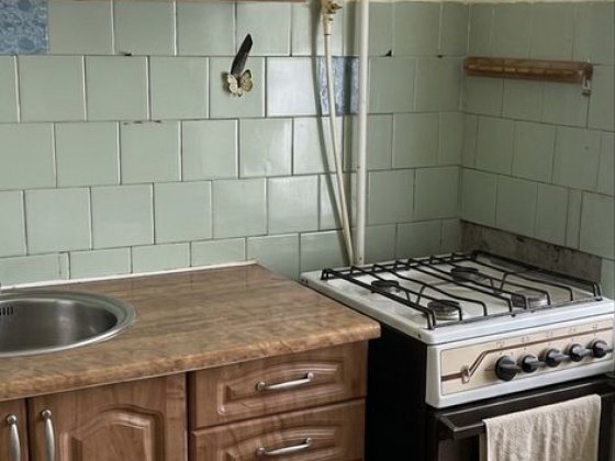 Продаж 1 кімнатної, ЕНТУЗІАСТІВ (ВОРОБКЕВИЧА), є балкон + комірка, БЕЗ ПОДАТКУ! Чернівці