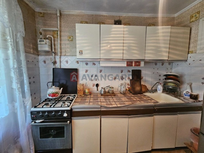 Продаж квартири в цеглянму будинку - фото 1
