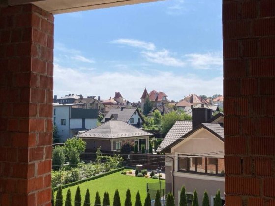 Продам квартиру 53 м2 - можна під 2к.кв ! Чернівці