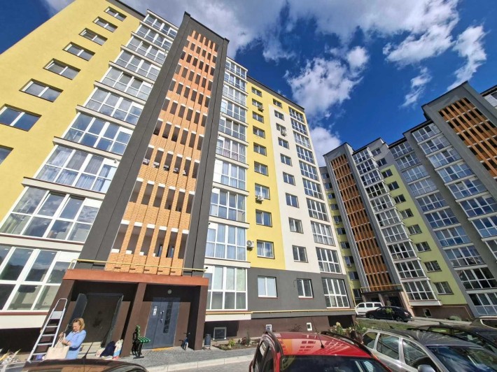 На продаж  3 кім новобудова  обжитому будинку. Сонячний - фото 1