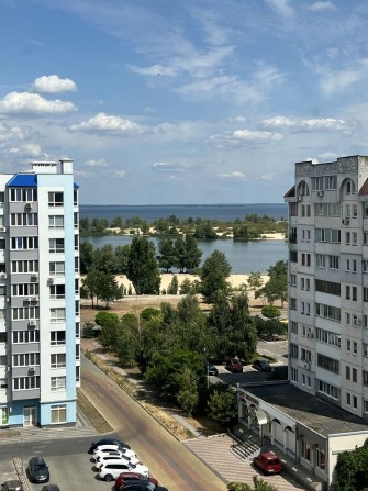 Продаж 2-кімнатної квартири з панорамним видом на Дніпро вул.Героїв Дніпра,53/4 - фото 1