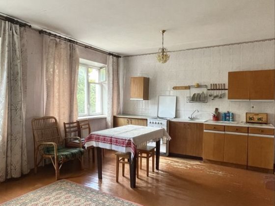 Продам 3х кімнатну квартиру по вул. Музична! напроти Сільпо! Чернигов