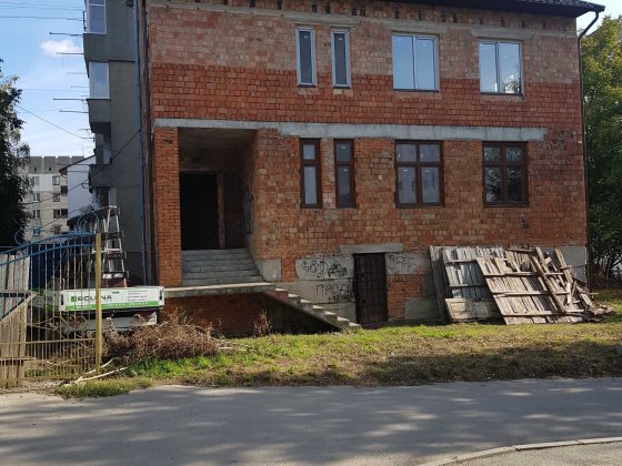 Продажа  квартири Чернівці