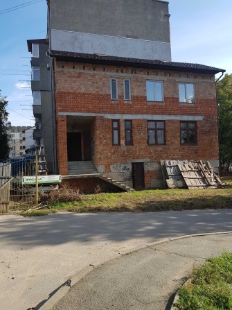 Продажа  квартири - фото 1