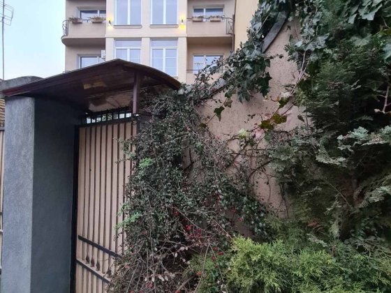 Продається квартира у  Центральній частині міста
