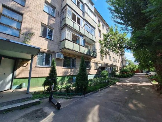 Продаж 1-кім квартири, тихий ЦЕНТР, вул. Надпільна - Пастерівська, 4/5/ЦЕГЛА