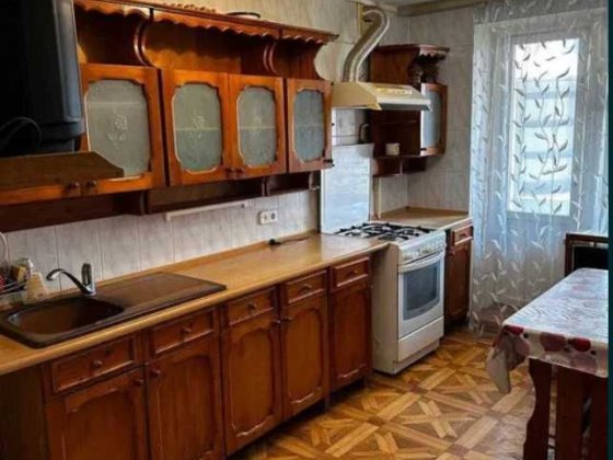 4 - кімнатна квартира 78 кв.м  Митниця / цегляний будинок - 500 м до Дніпра Черкаси