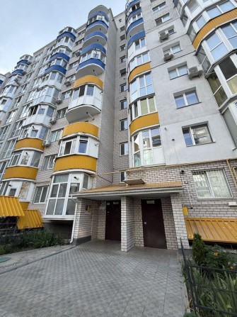 Сучасна нова квартира, 2017 року будівництва. Автономне опалення! - фото 1