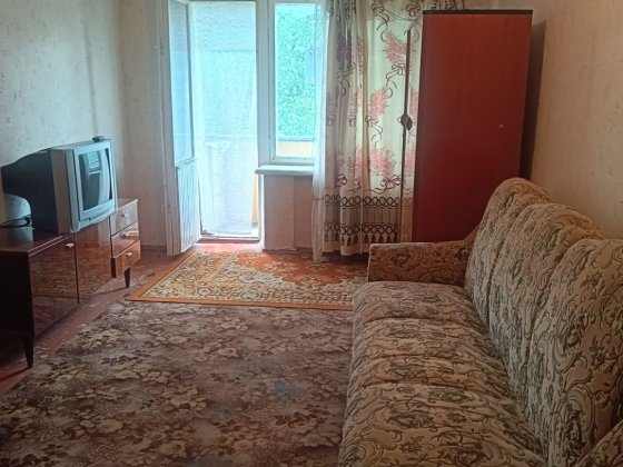 Продам 1кім квартиру Захисників України 14 Чернигов