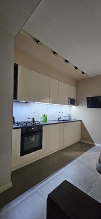 2-кімнатна квартира 1-танкової бригади, 58м2, індивідуальне опалення - фото 1