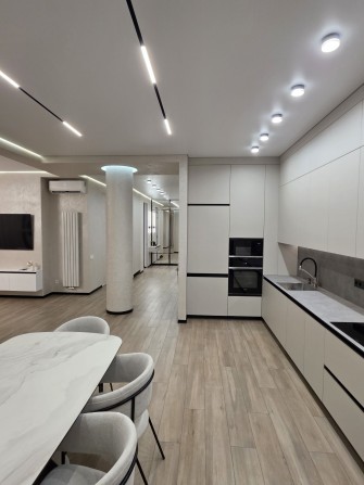 3 кімнатна ЖК Premier Tower, Дизайнерский Ремонт. - фото 1