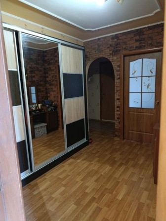 Продам трьохкімнату квартиру від власника - фото 1