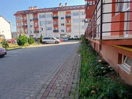 Продаж 1-кімнатної квартири 35.7 м² в Ужгороді (Новобудова, 1 поверх)