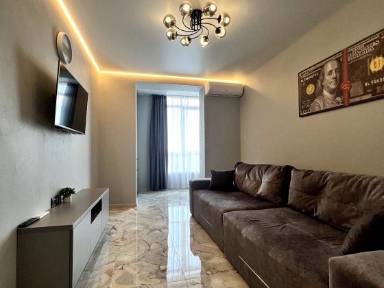 Продам 1 кімнатну квартиру в ЖК Панорама! З Ремонтом! Чернигов