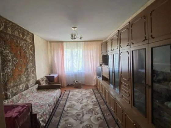 Продаж 3-кімнатної квартири по вул. Нарбутівська