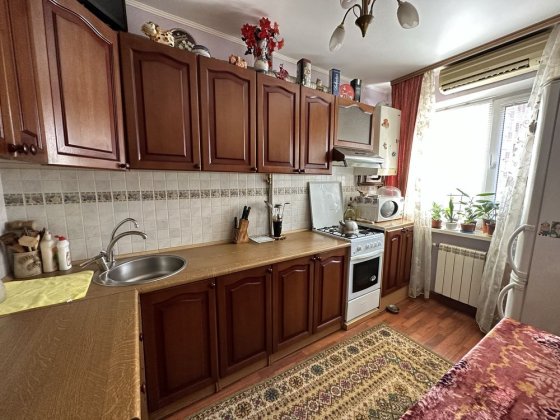 3-кім квартира, Проспект Незалежності Чернівці
