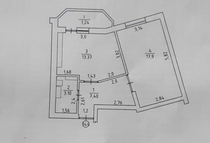 ПРОДАМ 1-но кімнатну квартиру в ЦЕНТРІ міста з Автономним опаленням - фото 1