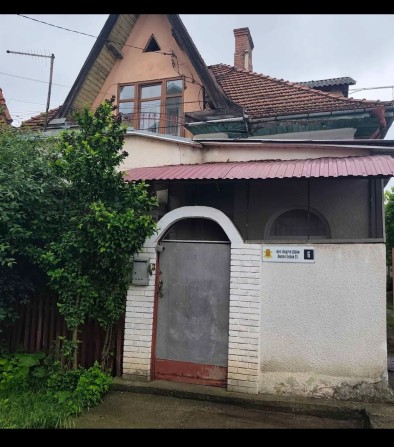 Продаж трикімнатної квартири - фото 1