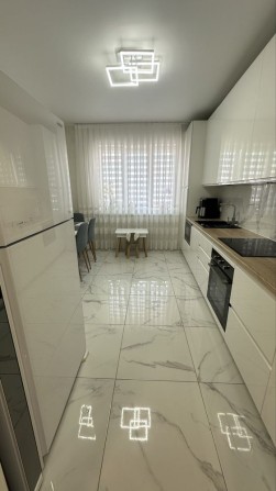 Продаж; Чернівці; Квартира; Ремонт; Меблі, техніка; біля парку; - фото 1