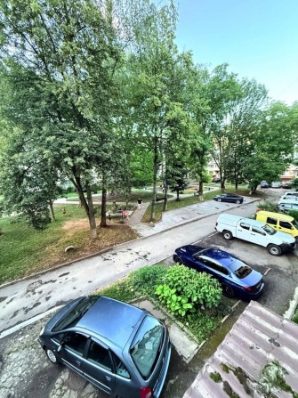 Продаж 3-х кімнатної Чешки, по вул. Комарова 30. - фото 1