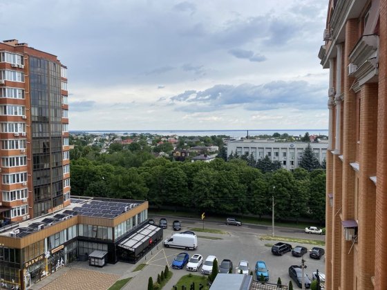 Продам 2-кв. бул. Шевченка 150 Черкаси
