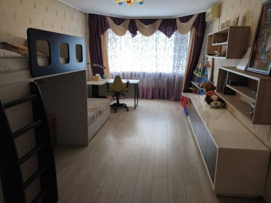 Продається 3 - кімнатна квартира на бульварі Шевченка! Черкаси