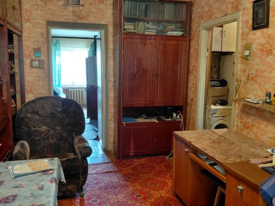 Продається 2 кімнатна  квартира в мкр. " Горяни" Ужгород