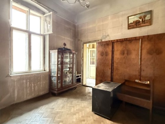 Продається квартира, центр міста Чернівці