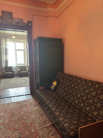 Продам 2 кім квартиру вул Конституційна Чернівці - фото 1