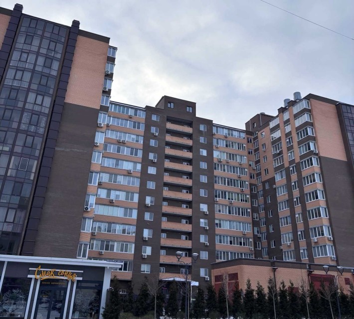 *Продаж квартири в центрі міста, ЖК "Резиденція". - фото 1