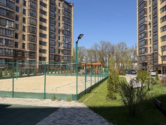 Продається сучасна 1-кімнатна квартира з новим ремонтом!масани!підходить під будь яку программу Чернигов