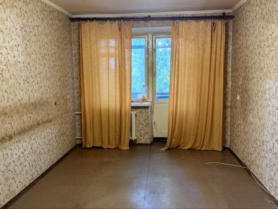 Продается 3Х-Ком квартира р-н Круга Чернигов