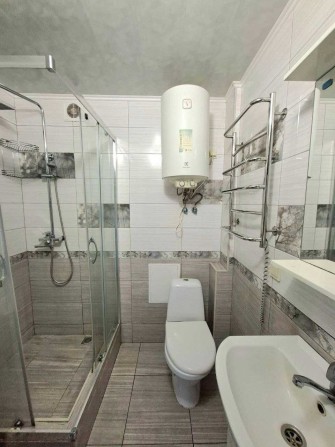 Продаж 1 кімнатна квартира Цегла Не кутова Ремонт Тяжилів - фото 1