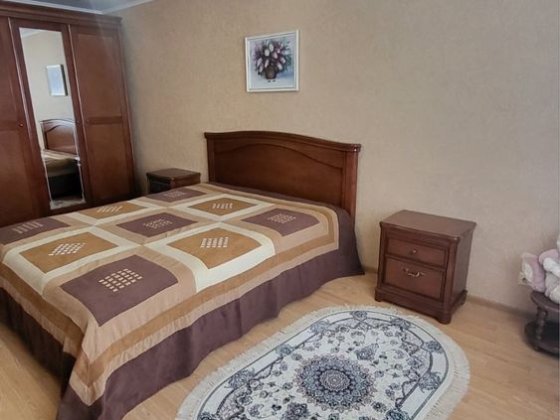 Продам 2х кімн кв, автономне опалення, вул. Грушевського! Чернігів