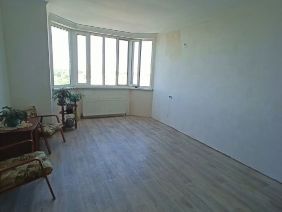 Продам однокімнатну квартиру.Центр Чернигов
