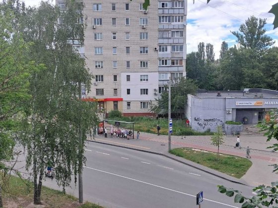 СМ Продам 1 кімнатну квартиру 30 м² район Голлівуду ринок Нива Чернигов