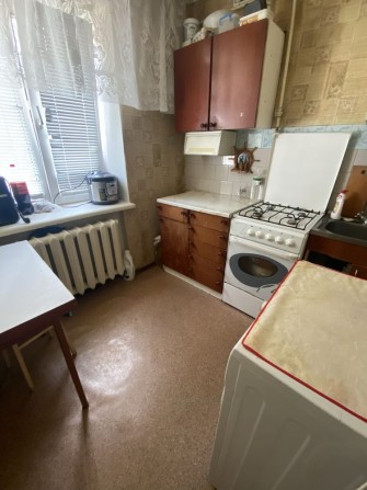Продам 3х кім. 1/4 цегла вул. Молодшого 12а - фото 1