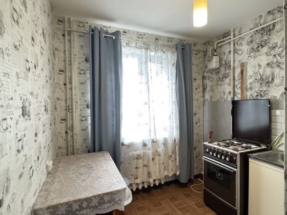 Продаж 2-х кімнатної в Центрі провулок Коцюбинського