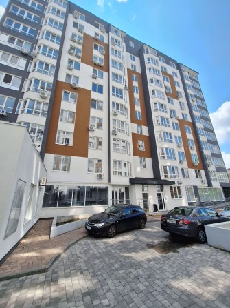 Центр, сквер Юність, 67кв. - 75000д (і1 - фото 1