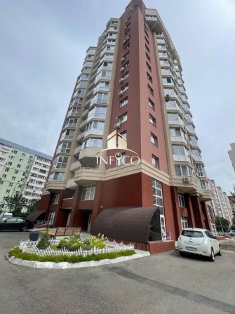 Продаж двокімнатної квартири з дизайн проектом - фото 1