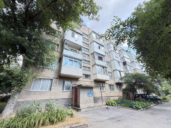 Продам 2к квартиру на Замості Винница