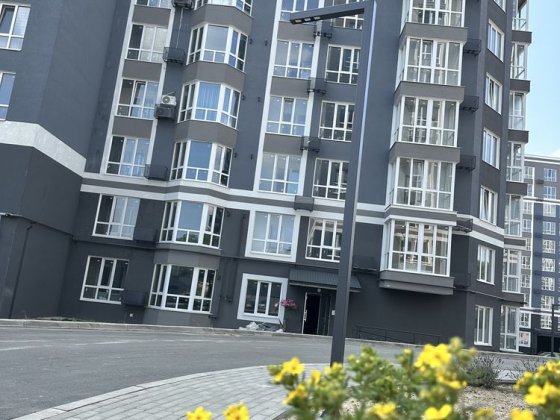 Продаж 2-кімнатна в центрі міста Чернігів