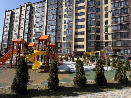 Продаж 1-кімнатної квартири в ЖК “Лісовий” 2 поверх у двір Чернігів