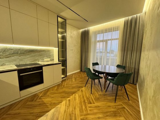 Продаж 2-ох кімнатноії квартири Ужгород