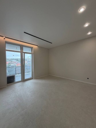 Продаж 1 кімнатноі квартири 49 м2. Собранецька - фото 1
