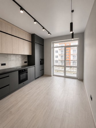 Продаж квартири з кладовою - фото 1