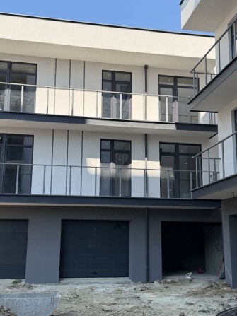 Продаж чорнової квартири в ЖК Баварія з гаражем - фото 1